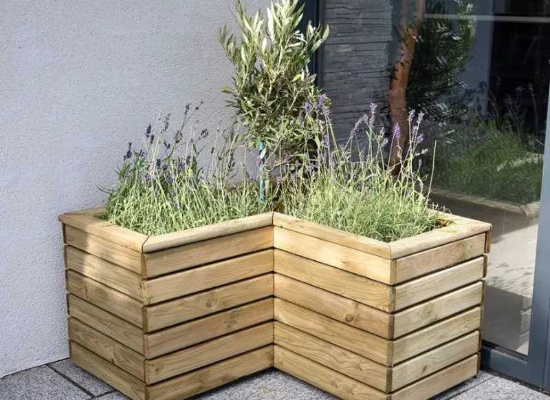 Corner Fence Ideas