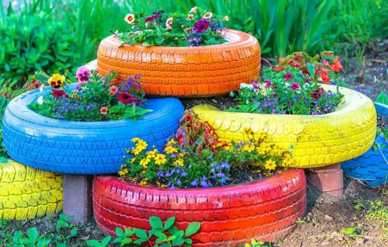 Backyard Planter Ideas