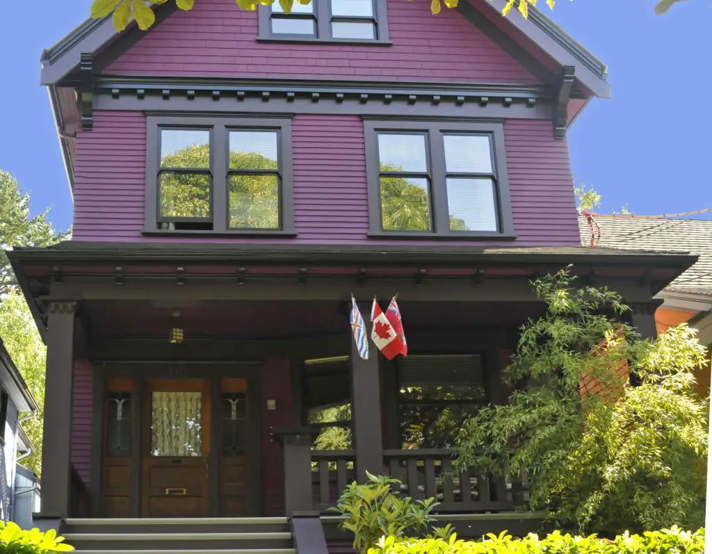 dark exterior house colors modern